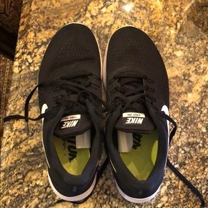 Nike running shoes - women’s